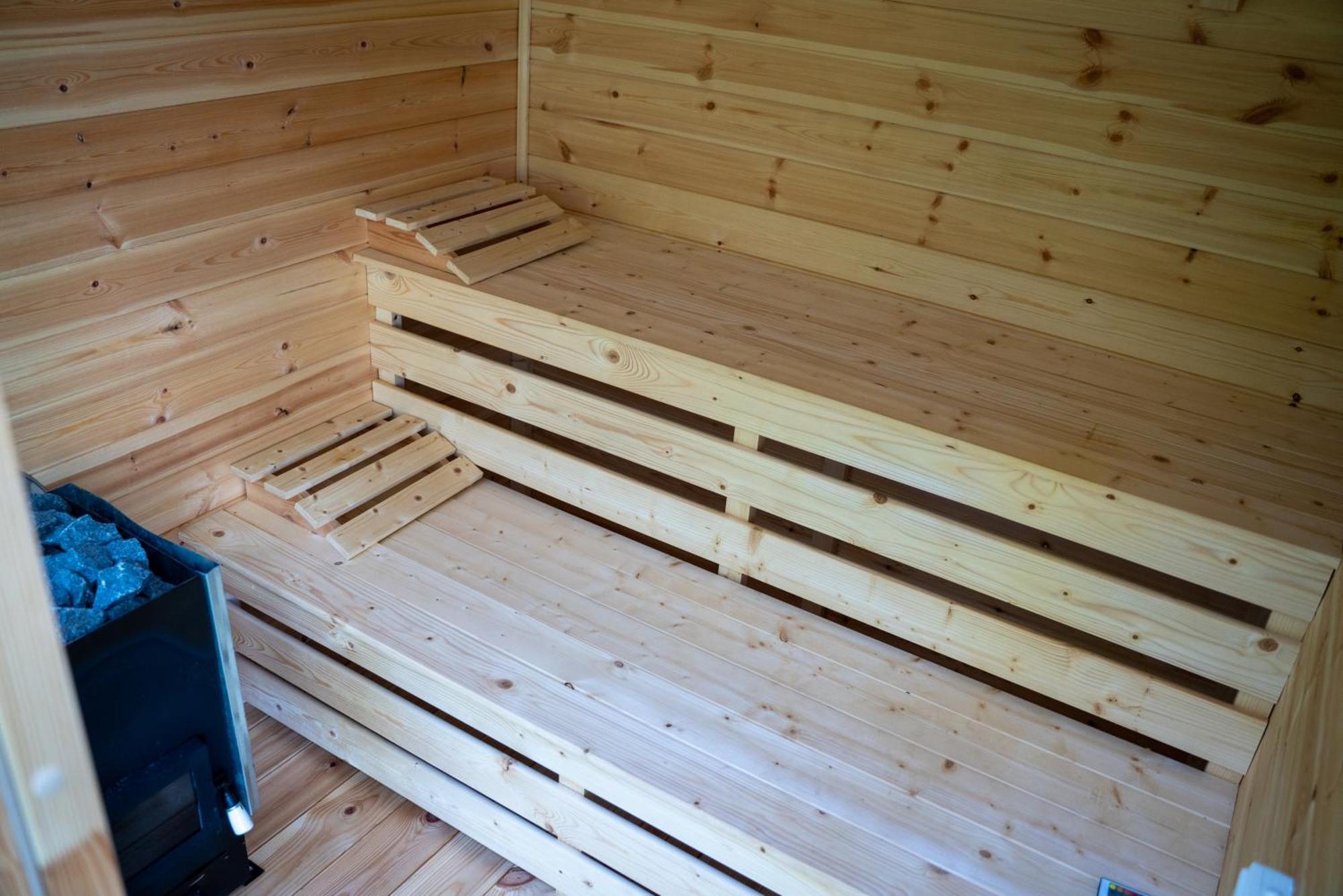 Din Natura Varbilau Ngoại thất bức ảnh