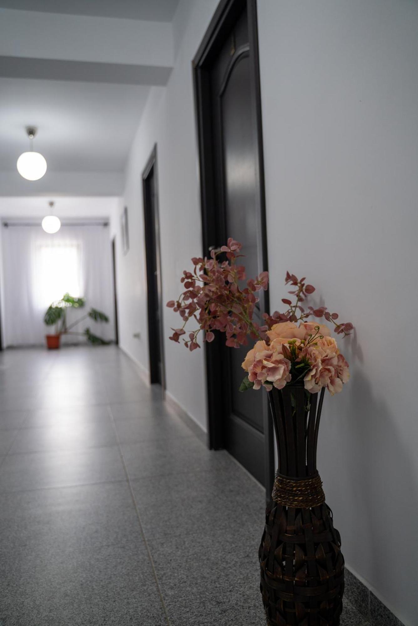 Din Natura Varbilau Ngoại thất bức ảnh
