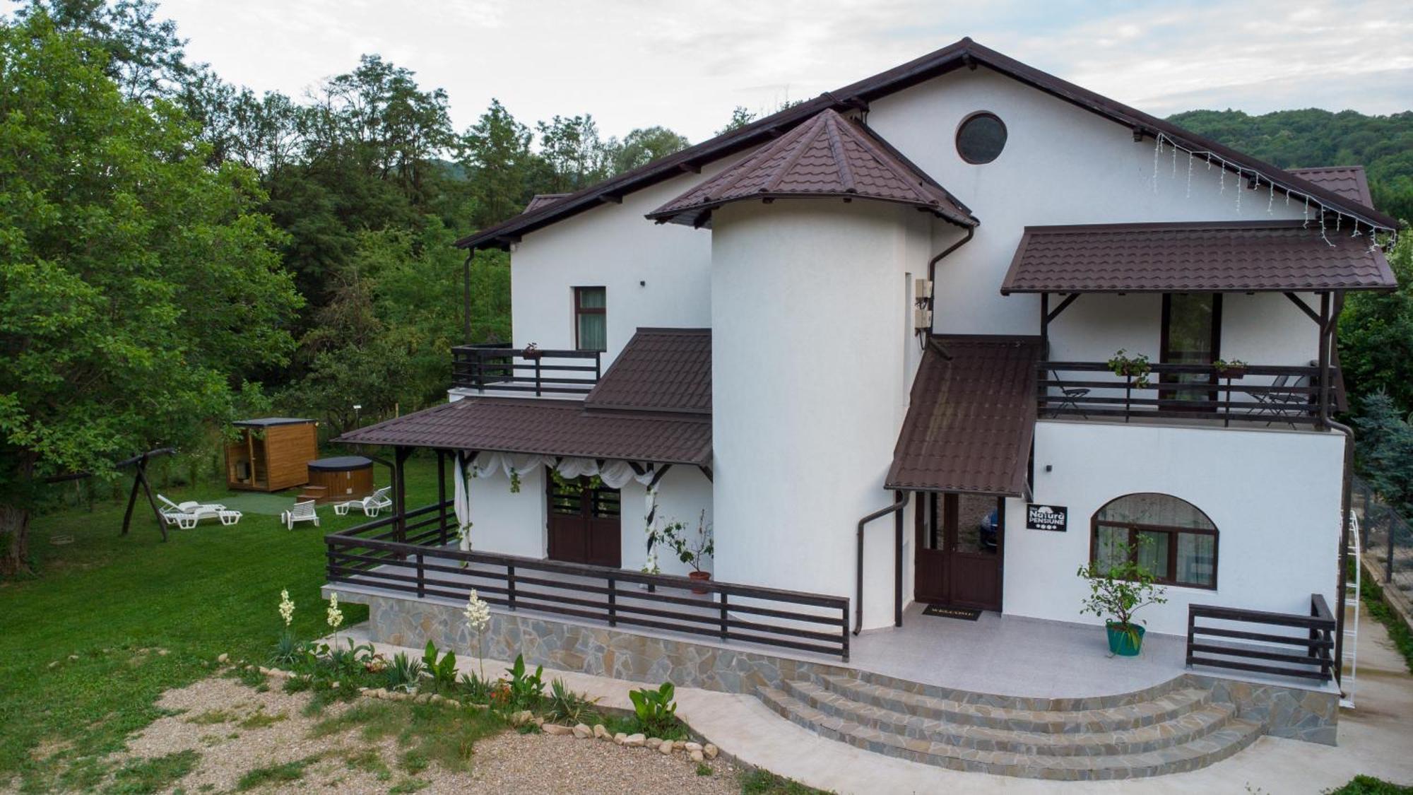 Din Natura Varbilau Ngoại thất bức ảnh